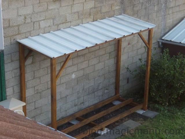 Blog de magicmanu :Aménagement de notre maison, Fabriquer un abri bois (Bûcher)